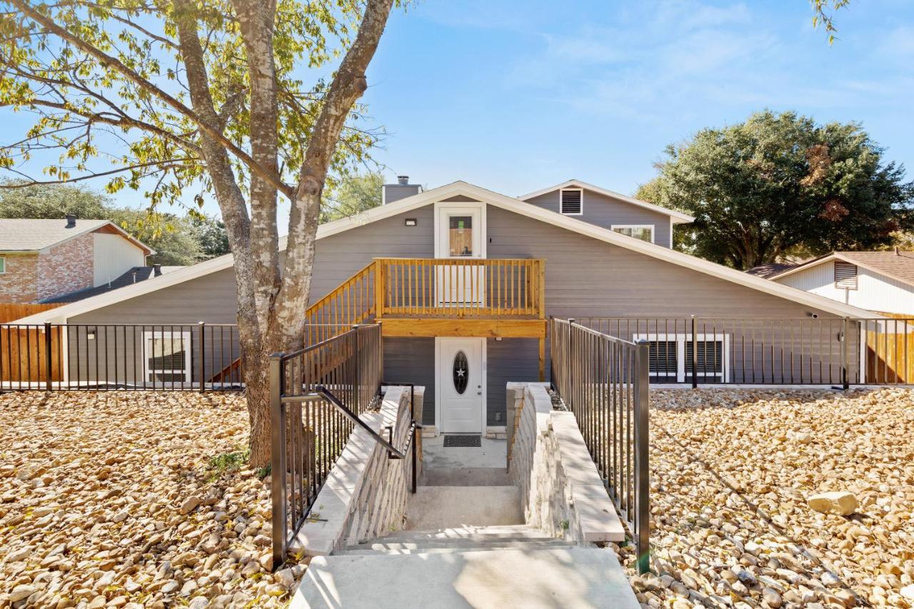 Cyc Eclectic Back House With Bbq Gazebo Villa San Antonio Bagian luar foto
